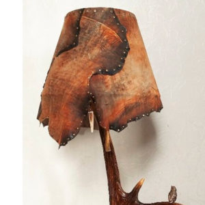 Лампа из рога с кожаным абажуром (2)