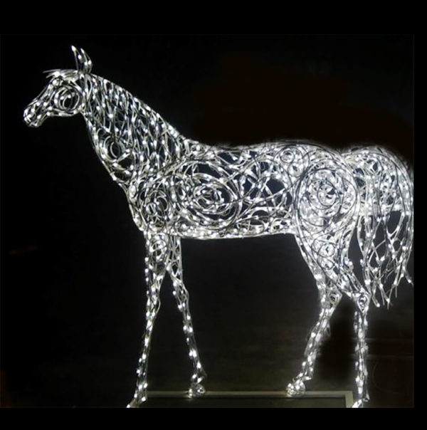 Скульптура с подсветкой "Конь"